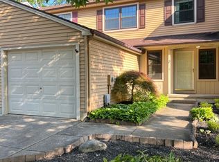 55 Farnwood Rd, Mount Laurel, NJ 08054