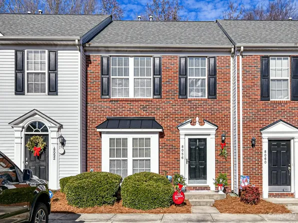 8056 Sapwood Ct, Matthews, NC 28104