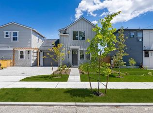 7512 32nd Ave NE #A, Seattle, WA 98115