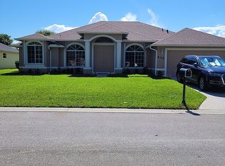 435 21st Ct SW, Vero Beach, FL 32962