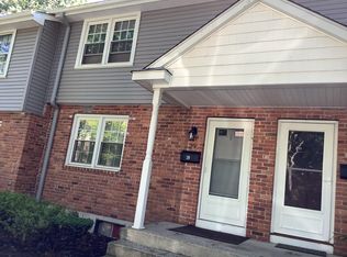 81 E Pattagansett Rd APT 29, Niantic, CT 06357