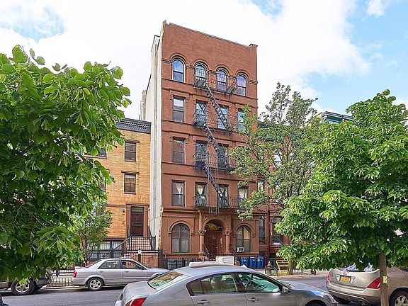 3rd image of 230 W 123rd St #1E