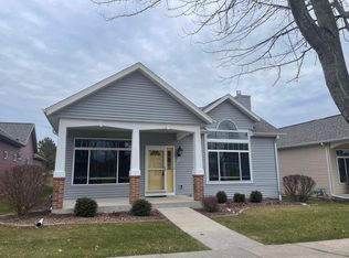 W199N16340 Erwin Way, Jackson, WI 53037