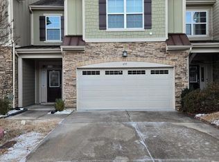 439 Methven Grove Dr, Cary, NC 27519