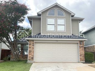 948 Sylvan Creek Dr, Lewisville, TX 75067