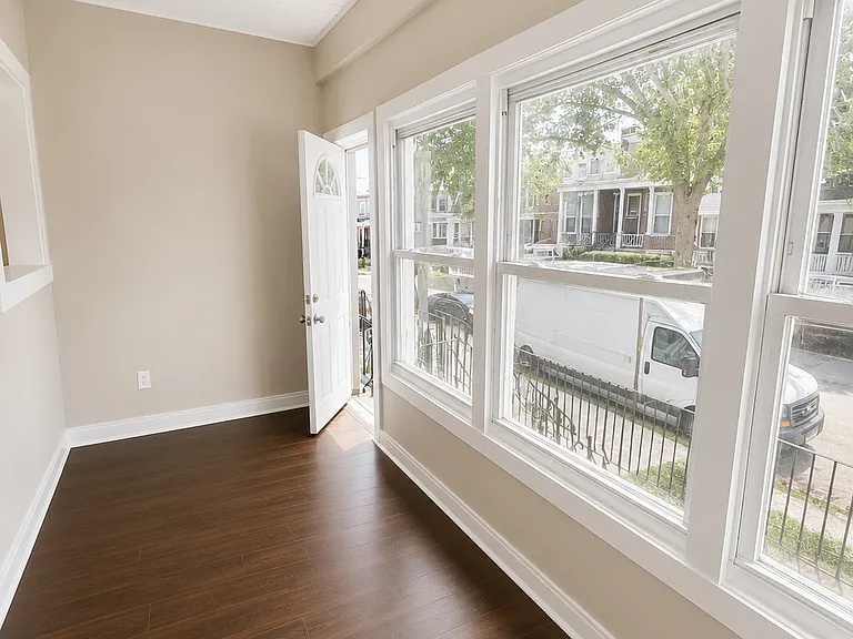 4011 Gilham St — Photo 23