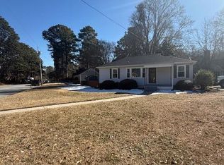 1600 Longwood Dr, Greenville, NC 27858