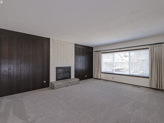 5th image of 341 NE 17th Ave