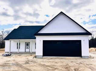 124 Brown Rd, Jacksonville, NC 28540