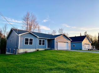 112 Timberview Dr, Hermon, ME 04401