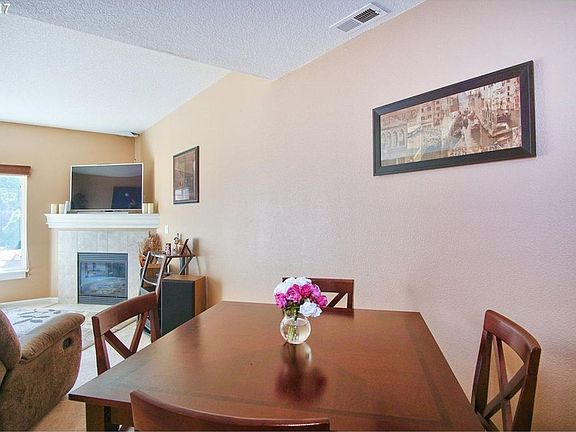 2nd image of 11218 SE Adamson Ct