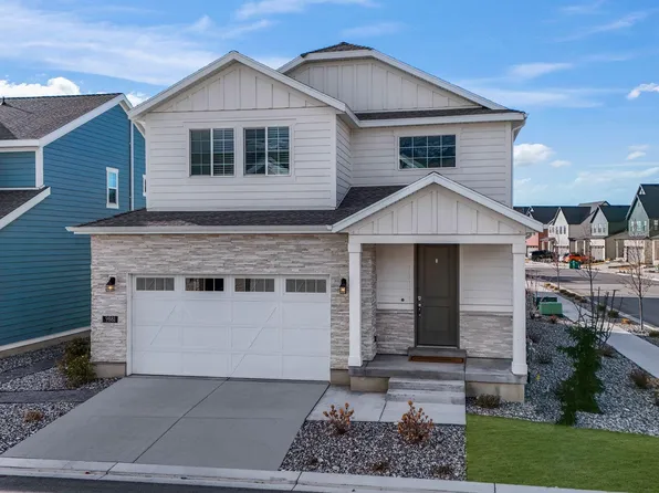 9881 N Sunnybank Pl, Highland, UT 84003