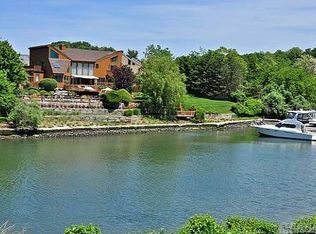 10 Porpoise Ct, Northport, NY 11768