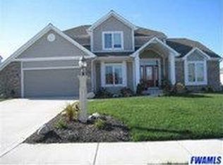 917 Henlock Dr, Fort Wayne, IN 46818