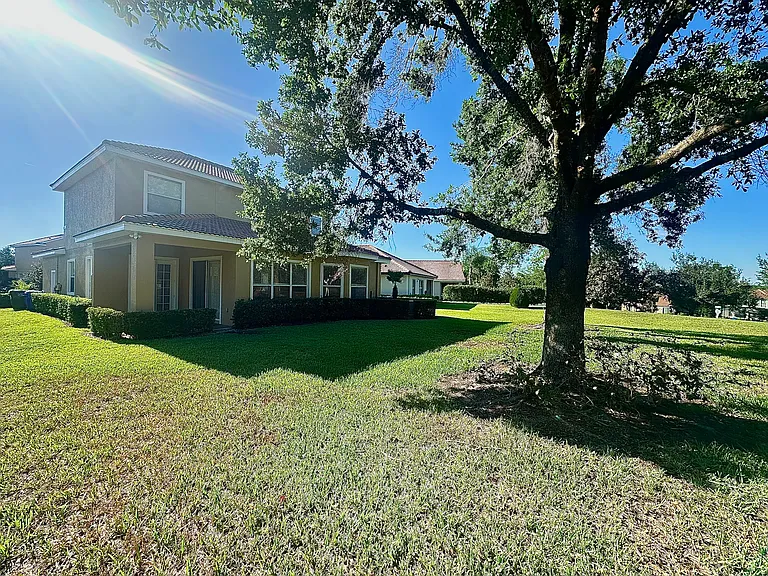 1762 Altavista Cir — Photo 3