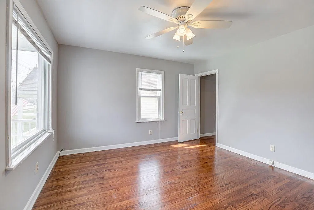 3 bed, 1200 sqft, $2,000 — Photo 4