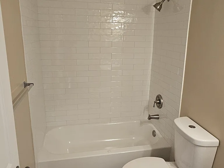 30X Hendrickson Ln #1 — Photo 3