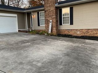 137 Carrie Dr NW, Cleveland, TN 37312