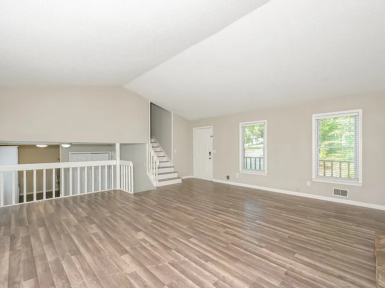 460 Bay Lake Pass — Photo 5