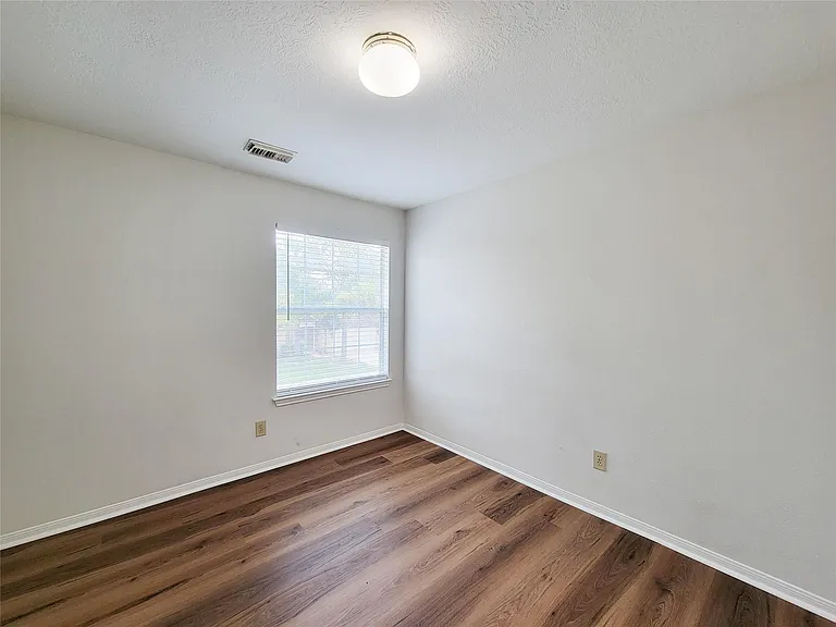 17403 Canyon Knoll Dr — Photo 33