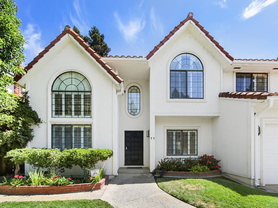 1st image of 11 River Garden Ct