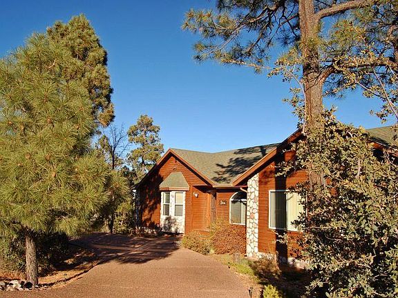 2nd image of 861 E Pine Oaks Dr