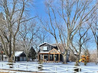 305 Lakeland Rd, Morton, IL 61550