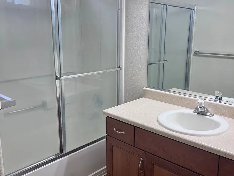7101 Jet Rd NE — Photo 8