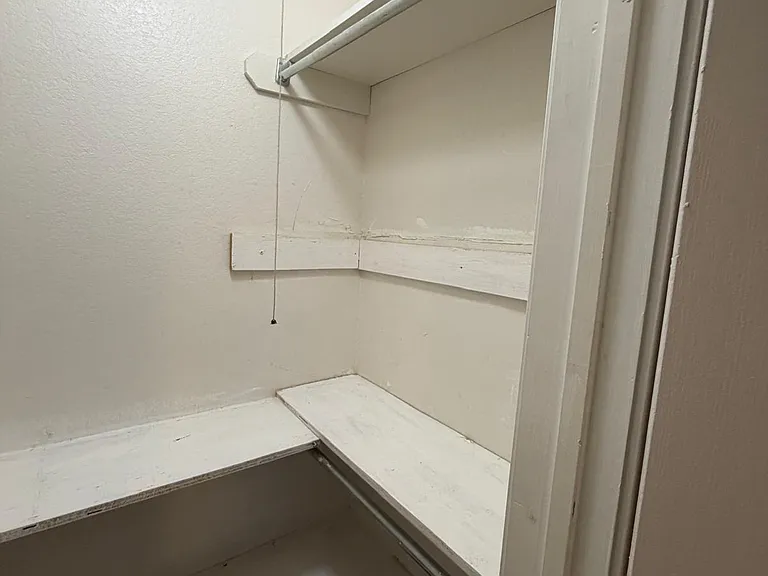 3901 Las Brisas Dr — Photo 34