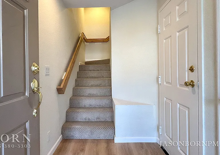 5782 Oak Bank Trl — Photo 3