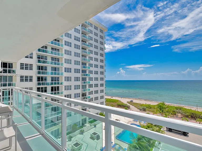 6917 Collins Ave #8815 — Photo 1