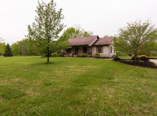 920 Raymil Rd, Holland, OH 43528