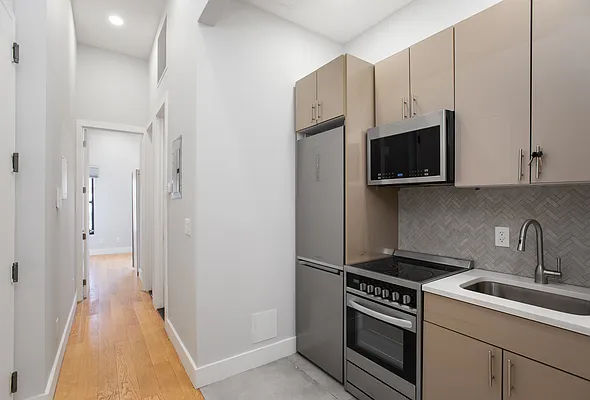 Rented by Voro NYC | media 17