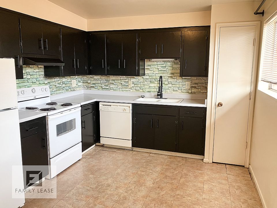 1st image of 3517 E Monte Vista Dr