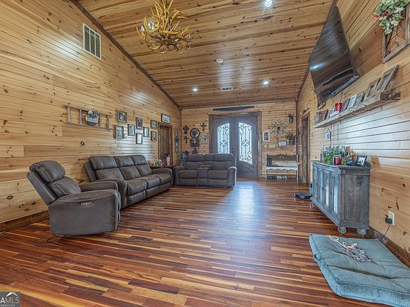 3rd image of 45 J Davis Rd