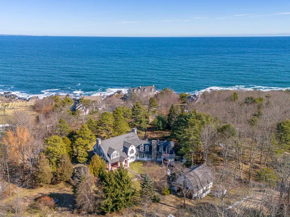 16 High Pasture Lane, York, ME 03902