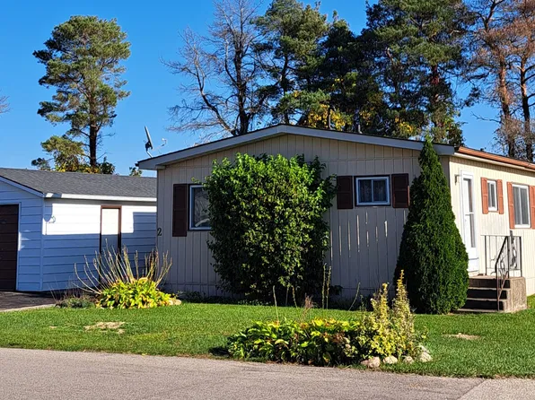 2 Velma St, Strathroy Caradoc, ON N7G 3L3