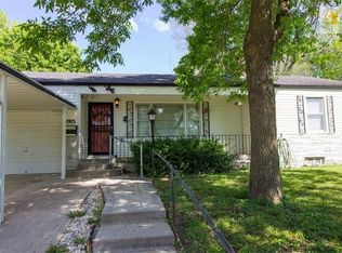 2915 S Overton Ave, Independence, MO 64052