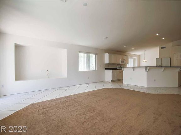 4th image of 1546 Silver Sunset Dr