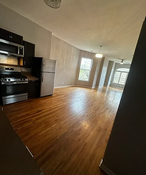 3322 W Maypole Ave #2 — Photo 1