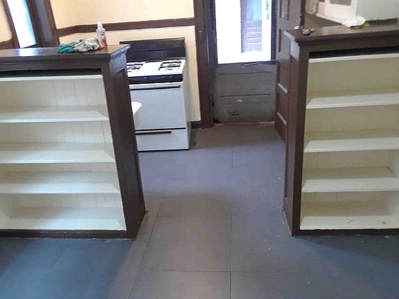 3rd image of 7810 S Laflin St APT 2E