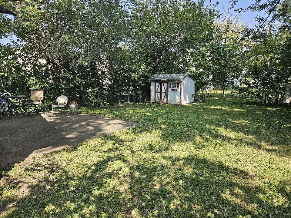 2nd image of 3911 7th St