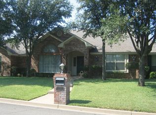 11011 Creek Bend Dr, Woodway, TX 76712