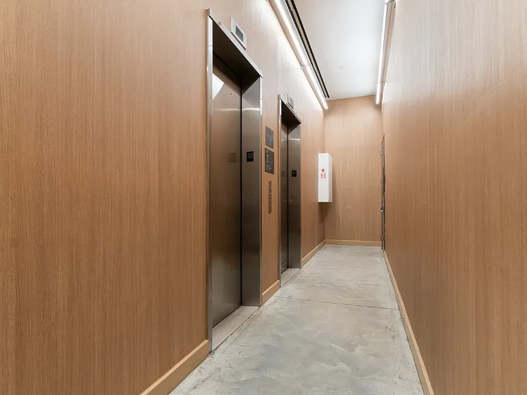 430 Albee Sq #15F — Photo 14