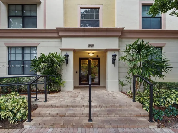 1919 Van Buren St APT 614A, Hollywood, FL 33020