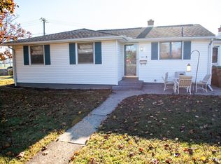 371 Ellen Dr, Cheektowaga, NY 14225