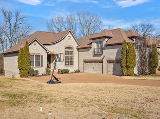 364 Crooked Creek Ln, Hendersonville, TN 37075