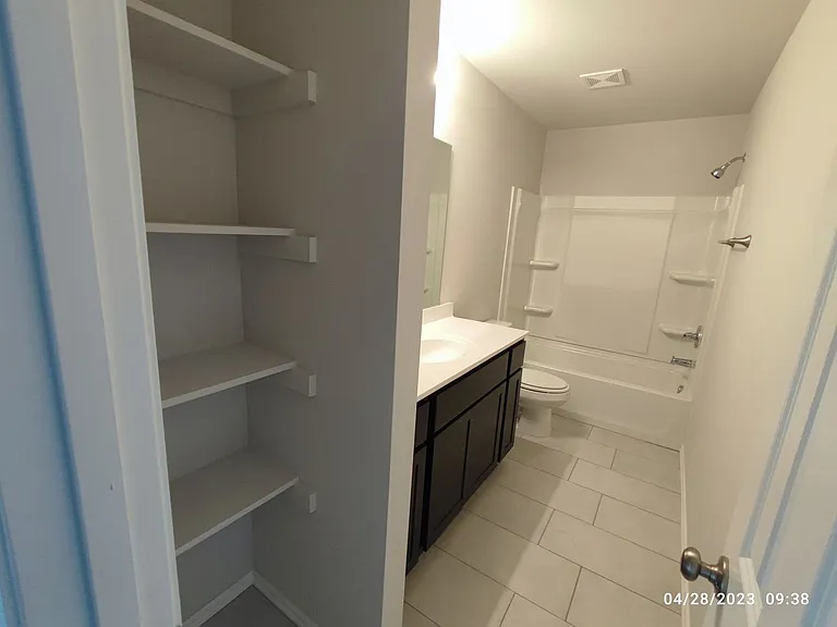 1211 Tortoise Wood Rd — Photo 7