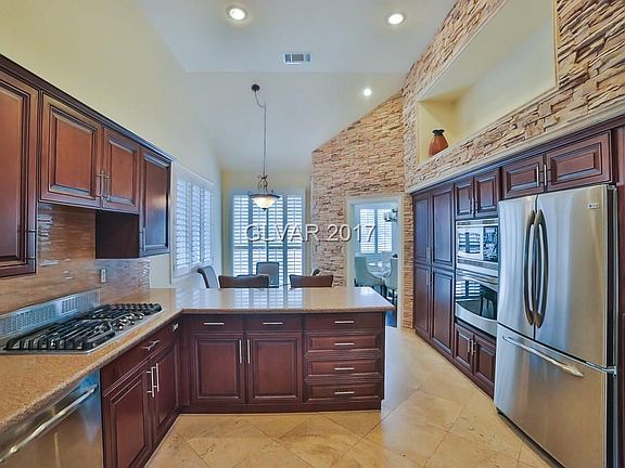 4th image of 7823 Harbour Towne Ave