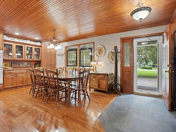 5th image of 26 Timber Ridge Dr